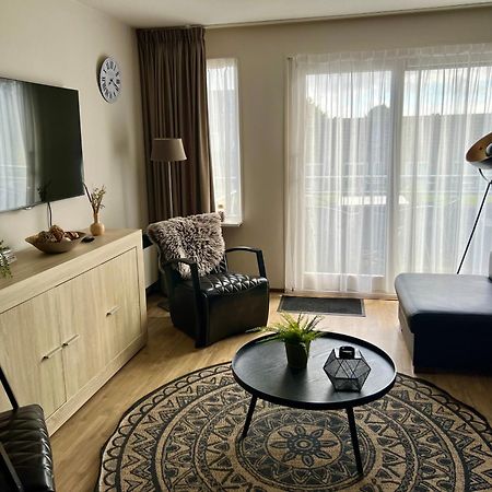 Appartement Ut & Thus, Resort Amelander Kaap Hollum  Extérieur photo