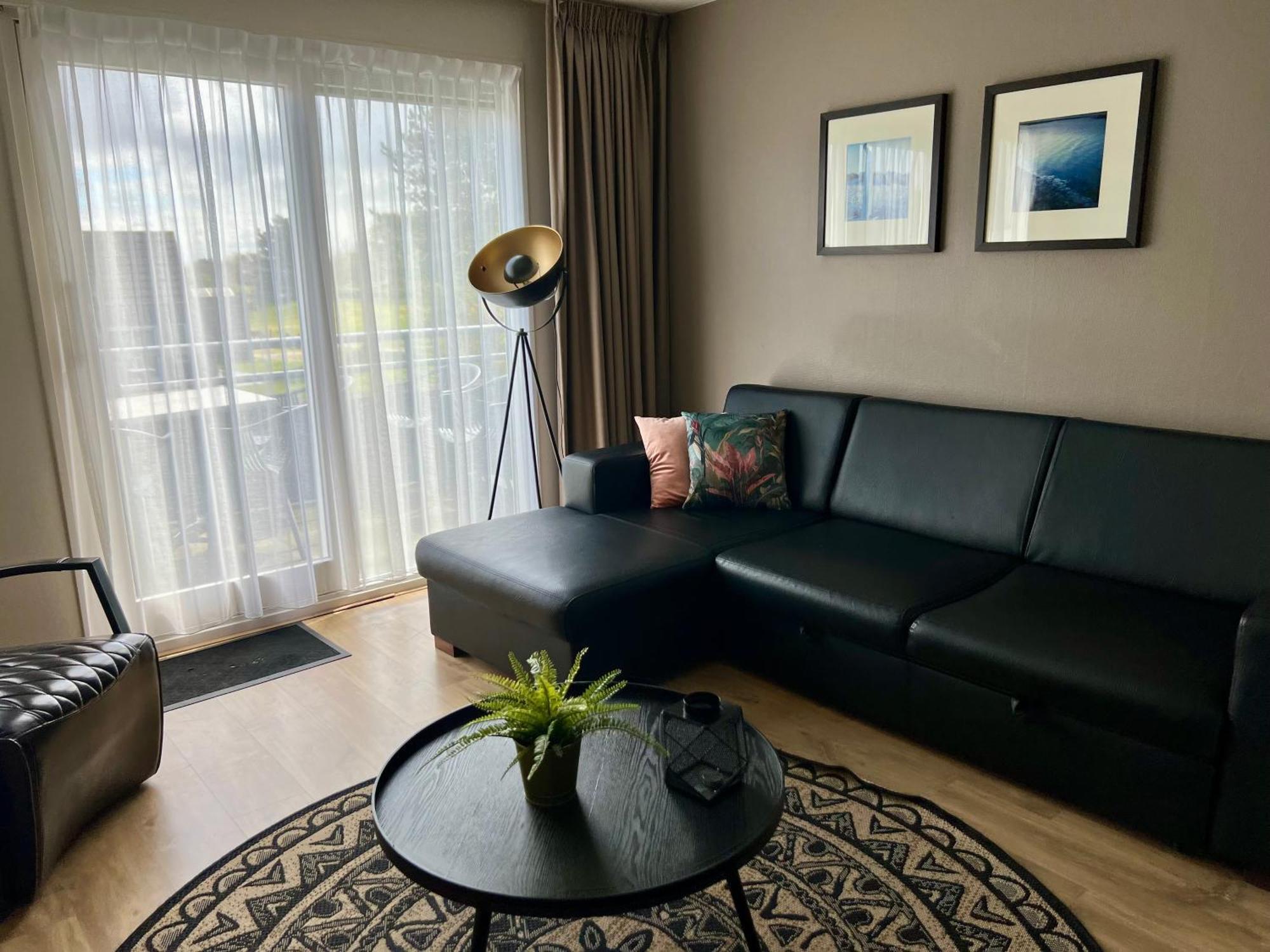 Appartement Ut & Thus, Resort Amelander Kaap Hollum  Extérieur photo