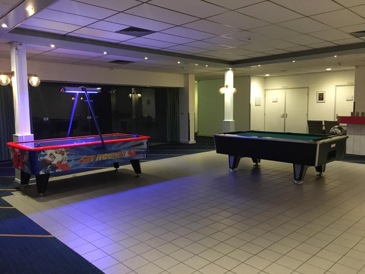 Appartement Ut & Thus, Resort Amelander Kaap Hollum  Extérieur photo